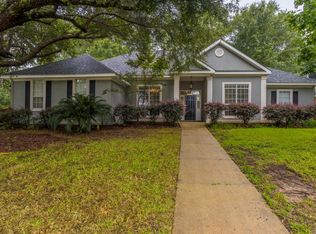 10139 Summerlake Ct, Mobile, AL 36608