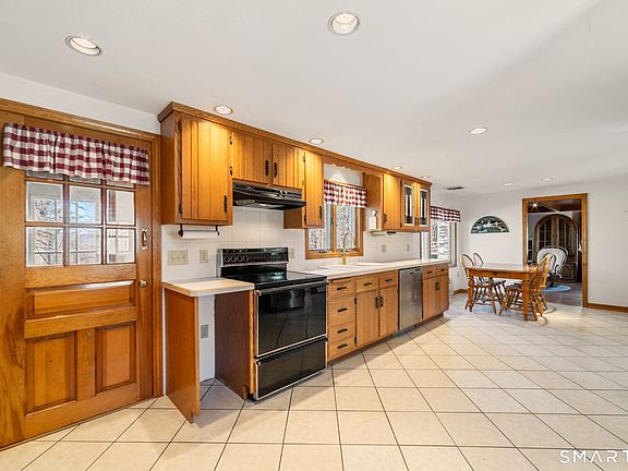 3rd image of 91 Gleeson Road