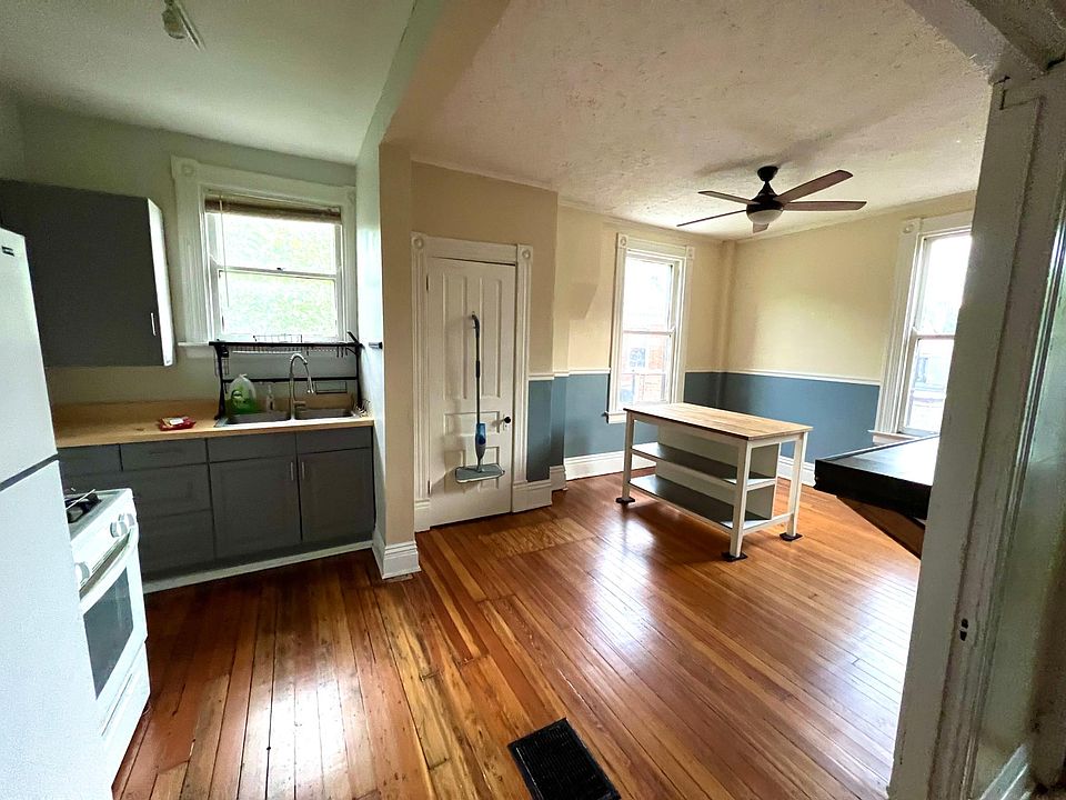 1st image of 4202 Hamilton Ave APT 2