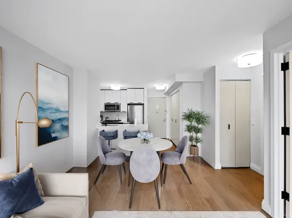 66 West 38th Street image 1 of 14