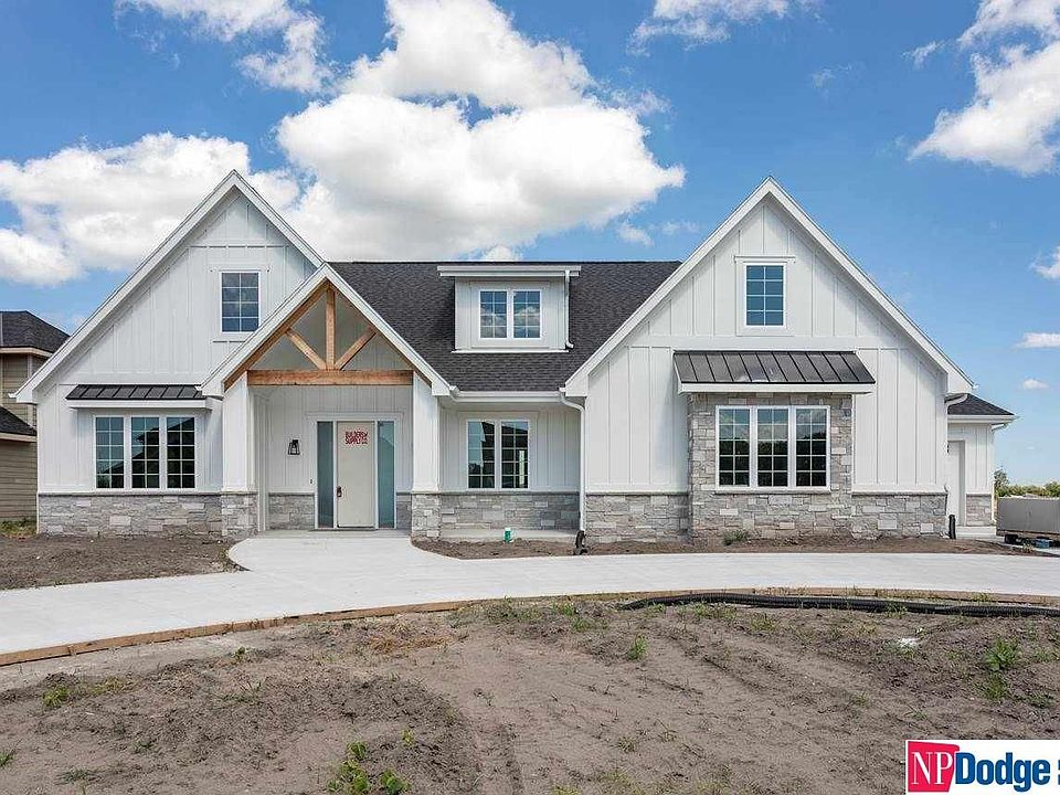 1st image of 5505 N 292nd Cir