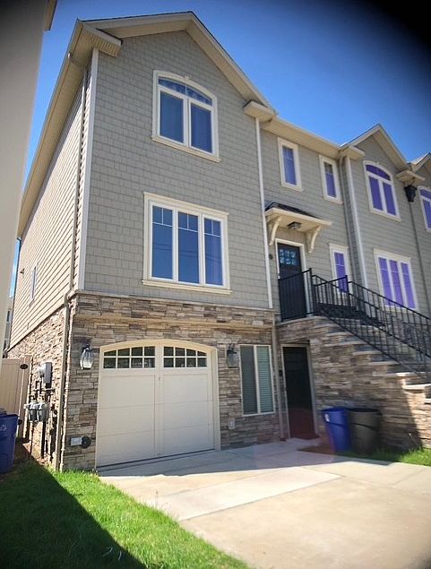 1st image of 282 Lamberts Ln #2