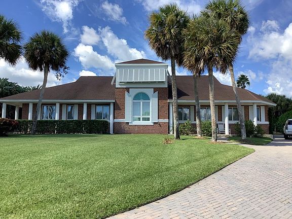 2nd image of 3125 S Indian River Dr