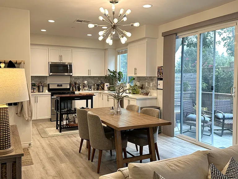 194 Olive Ave #194 — Photo 7