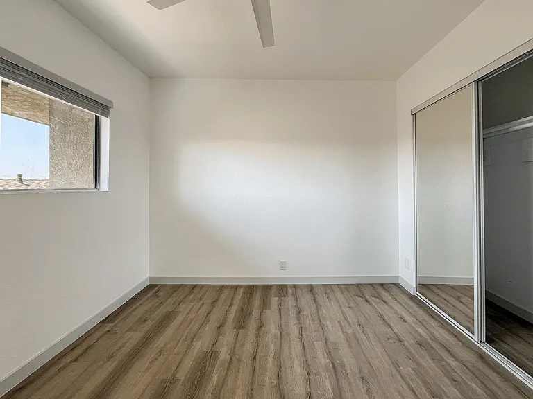 12020 Grevillea Ave — Photo 30