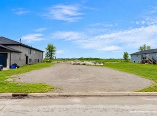 22 Huron St, Welland, ON L3B5J2