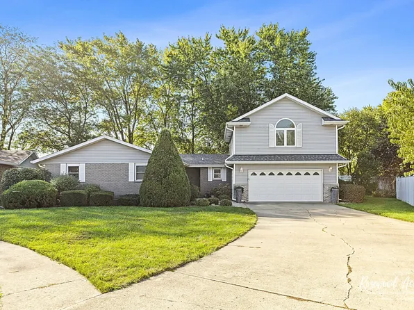 6 Phelps Ct, Manteno, IL 60950