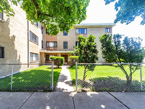 2nd image of 6401 N Damen Ave APT 2A