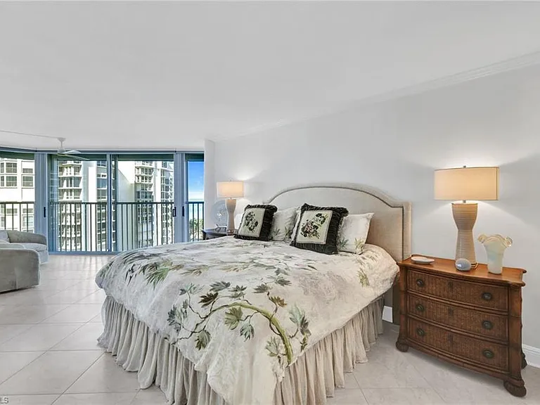 4041 Gulf Shore Blvd N #907 — Photo 17
