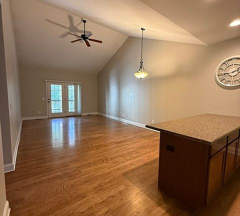 2nd image of 505 E Perkins Creek Rd #505