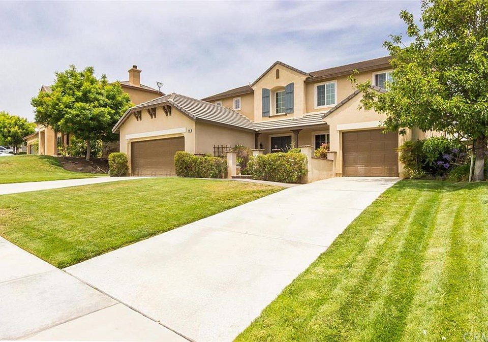 1st image of 1697 Paseo Vista St