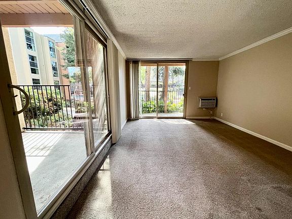 5th image of 1801 Trinity Ave #118
