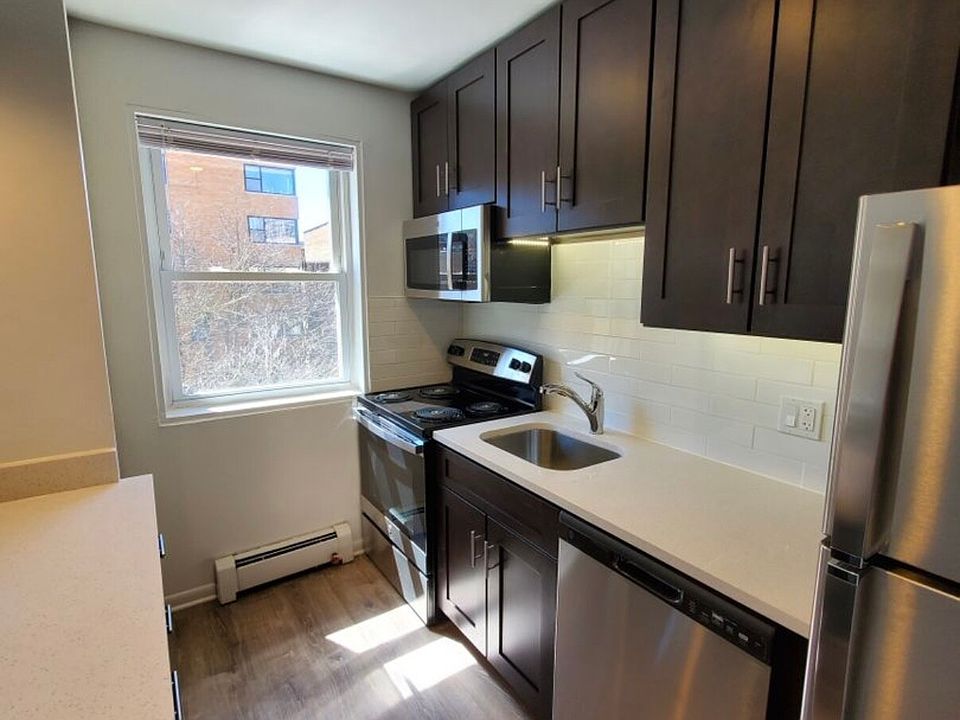 actual unit available may not have breakfast bar