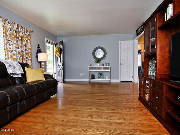 4th image of 3503 Deibel Way