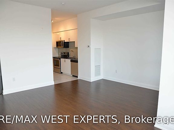 5th image of 2800 Keele St Unit 626