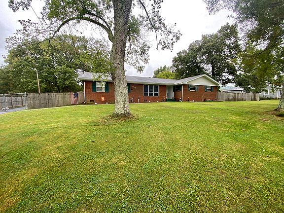 4th image of 3212 Meadowrun Ln