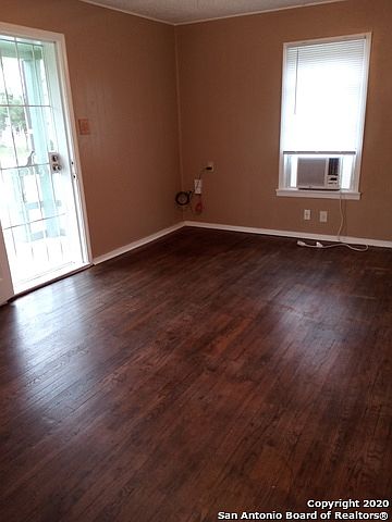 1st image of 338 Cravens Ave