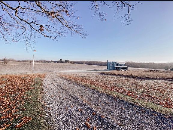 3rd image of 111 Kravits Ln
