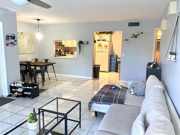 3rd image of 1101 Green Pine Blvd APT H2