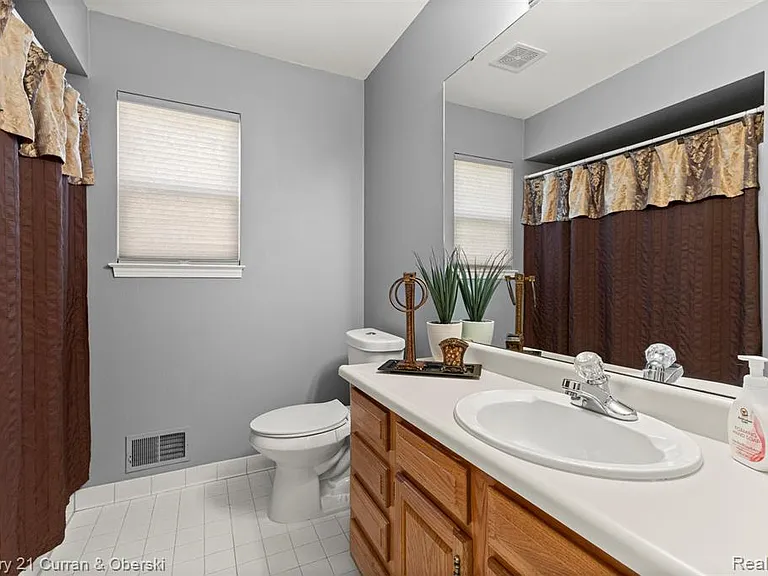 14777 Cavell St — Photo 18