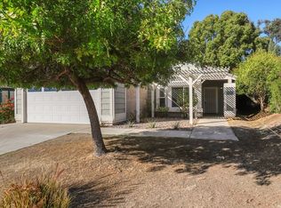 39511 Sunrose Dr, Murrieta, CA 92562
