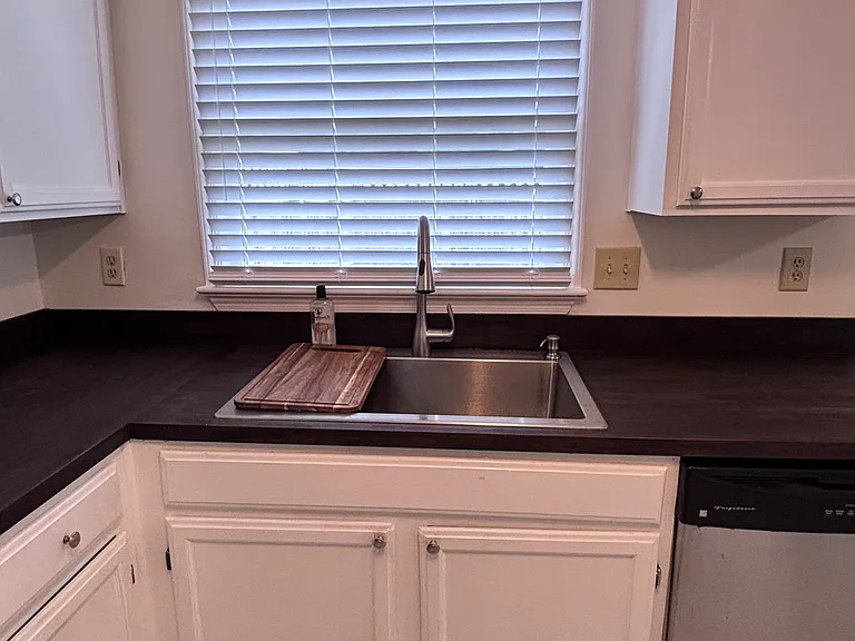 54 Corwin Cir — Photo 10