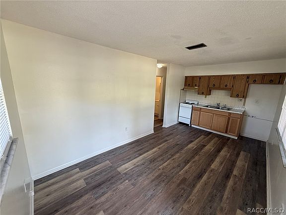 3rd image of 7125 W Porpoise Dr
