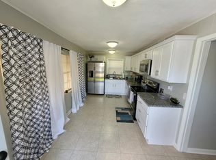 2745 Lake Shore Blvd, Jacksonville, FL 32210