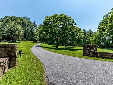 534 Howard Gap Rd, Tryon, NC 28782 | Zillow