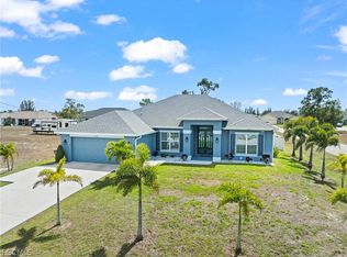 1728 Diplomat Pkwy W, Cape Coral, FL 33993