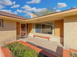 1301 N Arrowhead Dr, Wichita, KS 67203