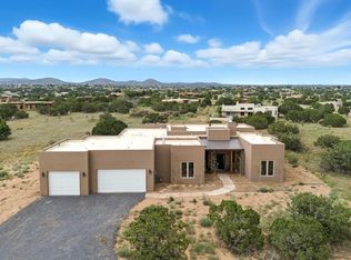 39 Monterey Rd, Santa Fe, NM 87508