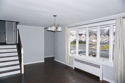 3rd image of 45 Noble St