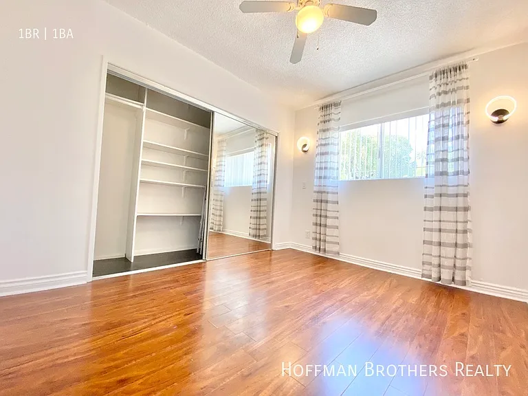 1313 N June St #209 — Photo 10