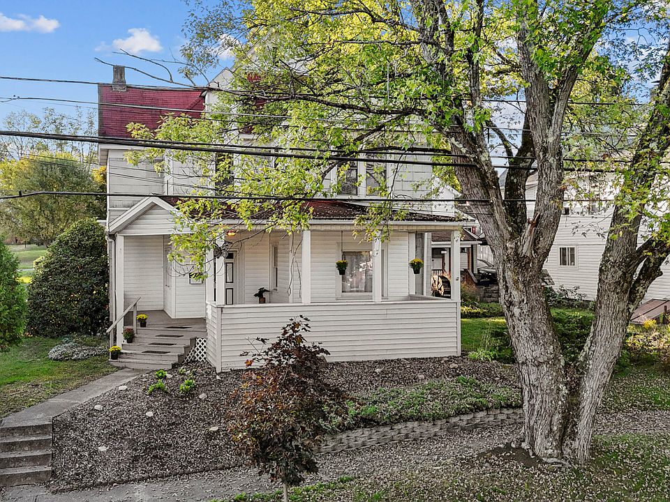 1st image of 519 1st St