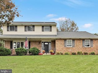 618 W 3rd Ave, Lititz, PA 17543