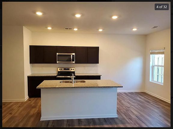 5th image of 1427 Ben Park Way