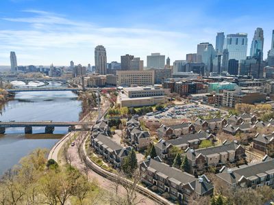 61 4th Ave N APT 102, Minneapolis, MN, 55401