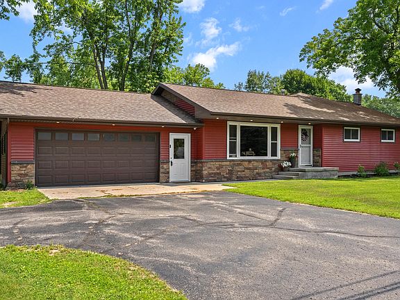 3rd image of 1454 Long Rapids Rd