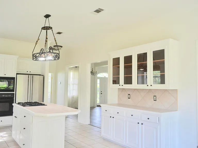 36221 Cypress Way — Photo 4