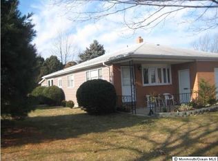 164 Guadeloupe Dr, Toms River, NJ 08757