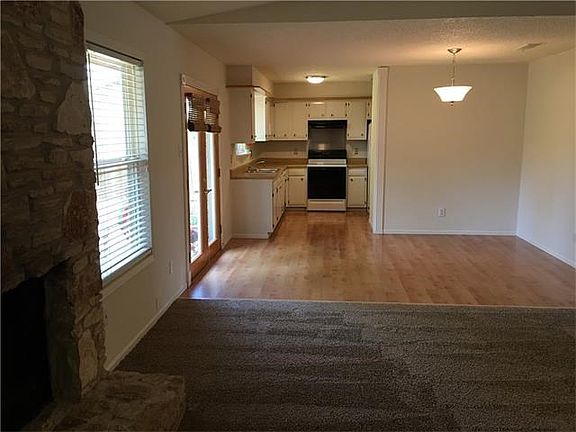 5th image of 12214 Grimsley Dr