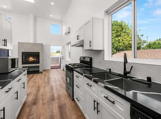 667 Brooks Ave APT 2, Venice, CA 90291