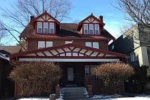Large House W/ Off-Street Parking & 3 Bathrooms! — Photo 1