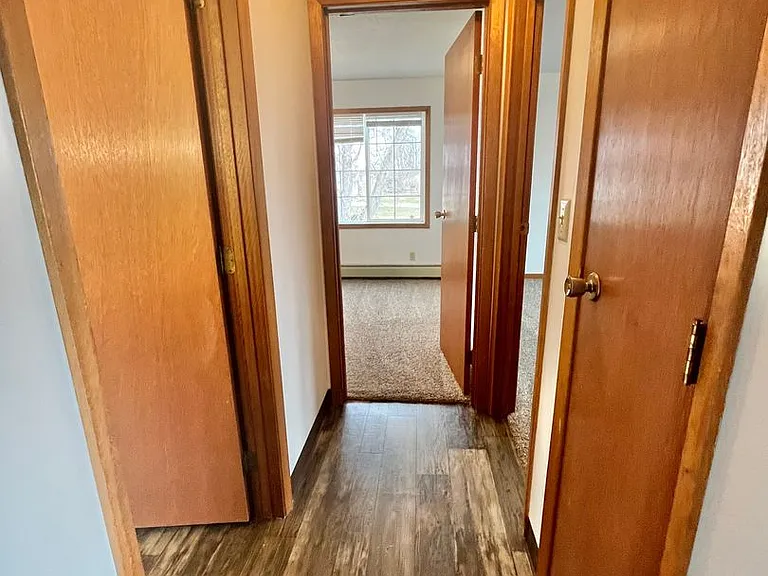 3505 S Hawthorne Ave — Photo 25