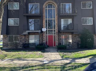14501 Lamon Ave APT 102, Midlothian, IL 60445