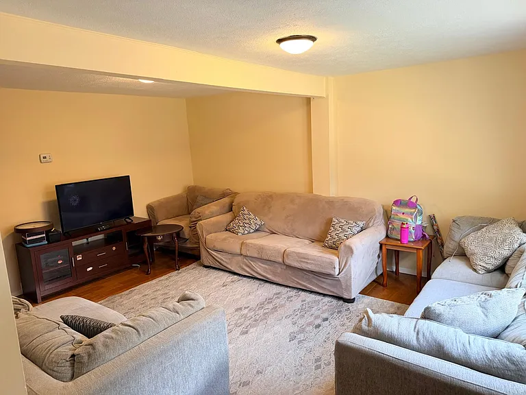 8375 Shady Grove Cir — Photo 16