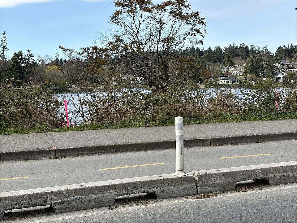 1st image of 3A Gorge Rd E