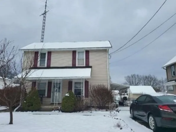 1895 Pine St SE, East Sparta, OH 44626