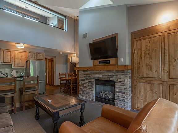 4th image of 3385 W Village Dr #522